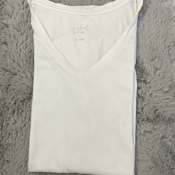 Maternity White T-Shirt, NWOT - Picture 3 of 3